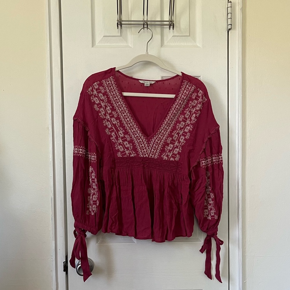 American Eagle Fuschia Blouse